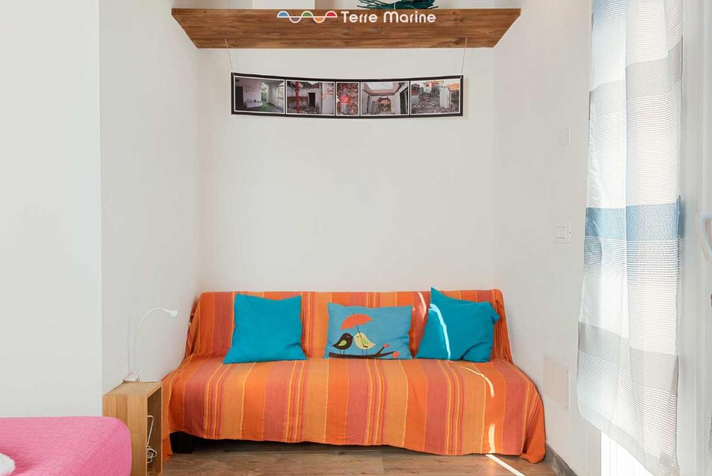 Posezení v ubytování A Casa Tua Room, Terre Marine
