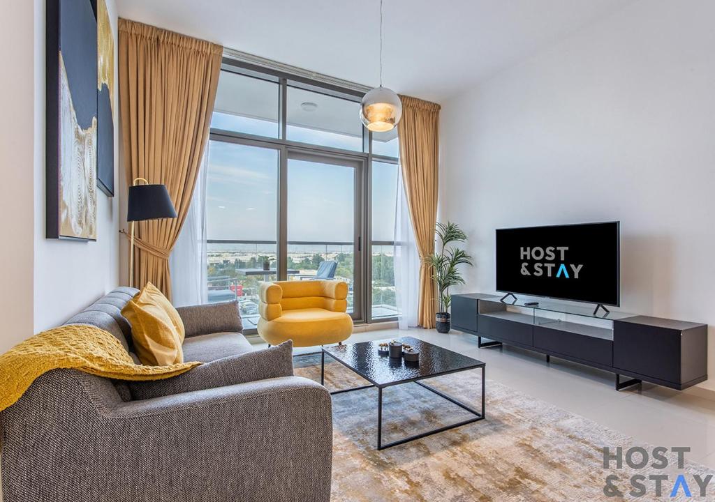 Host and Stay – Orchid A Damac Hills