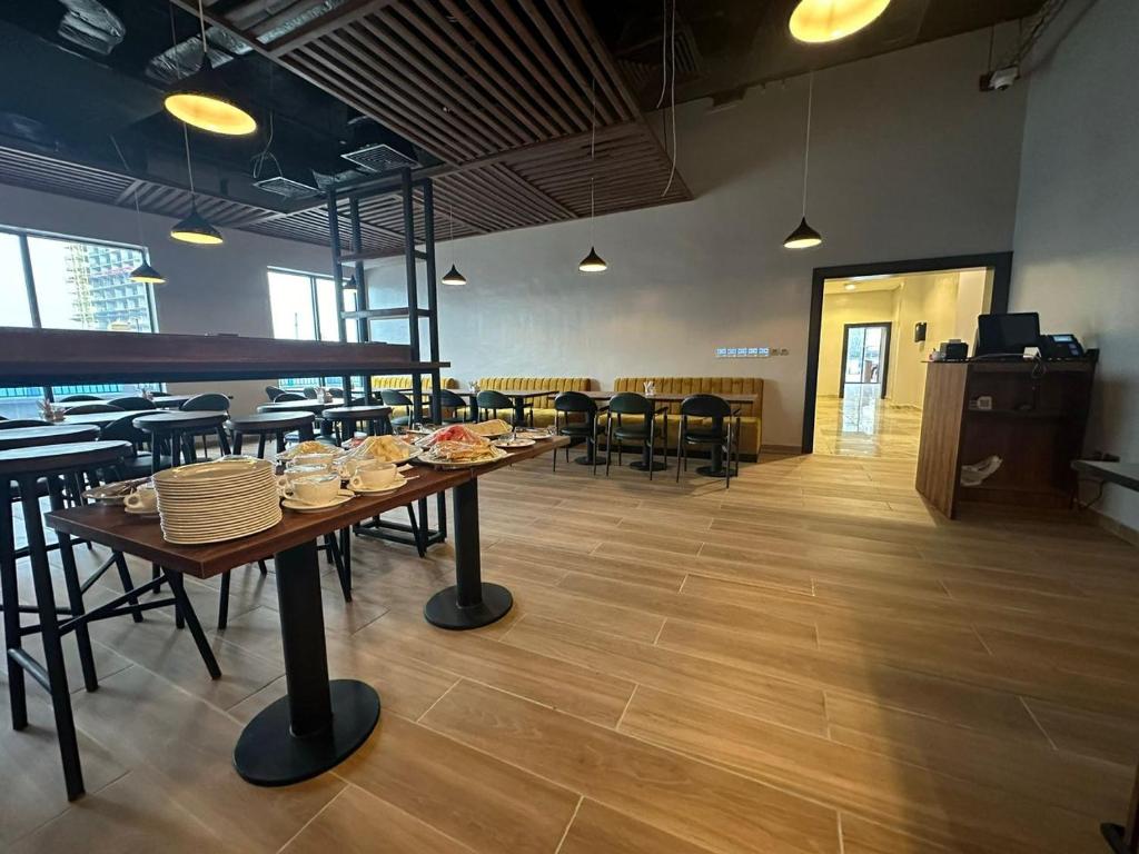 Restaurace v ubytování Hotelinn Oniru