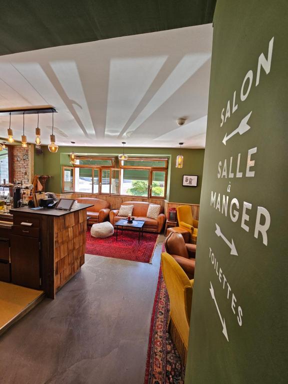 Posezení v ubytování Hôtel Maison Doron