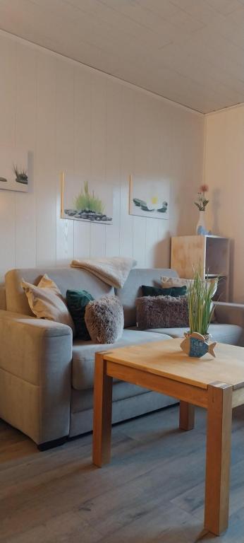 Billede fra billedgalleriet på Ferienwohnung Kleine Kegelrobbe (mit Pool) i Burhave