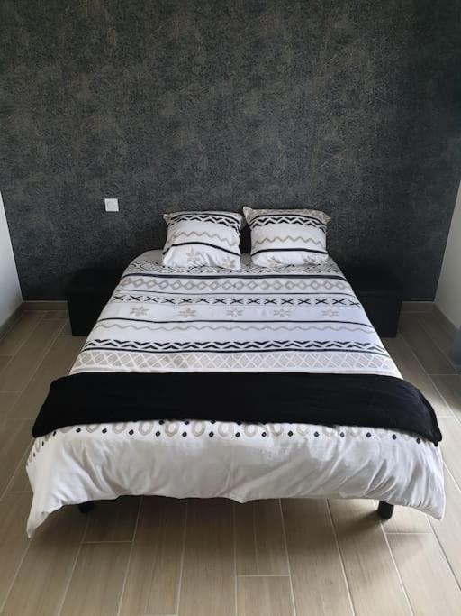 Cette chambre comprend : dans l'établissement Maison idéalement située à Brétignolles sur mer, à Bretignolles-sur-Mer