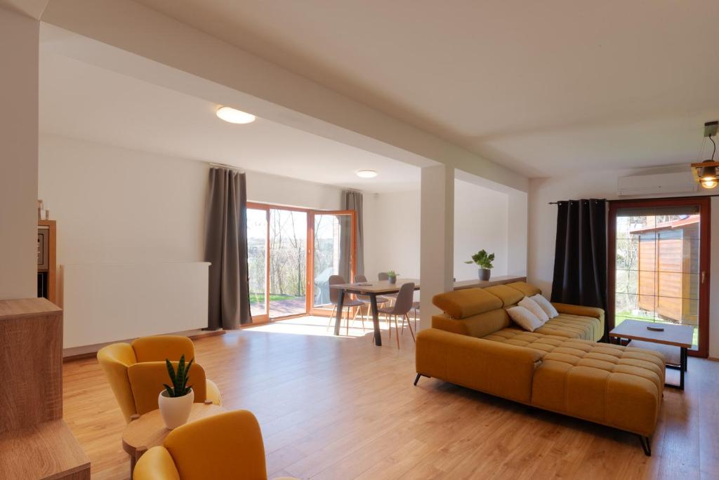 Un lugar para sentarse en Villa Tuchoměřice