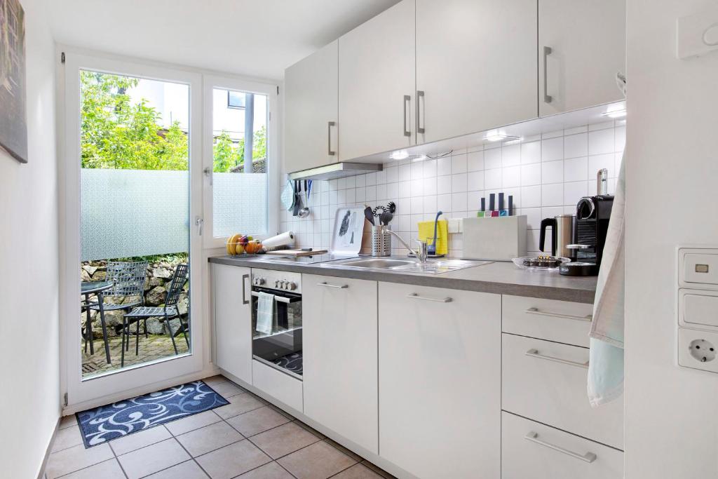 Kuchyň nebo kuchyňský kout v ubytování Ferienhaus Schwalbennest
