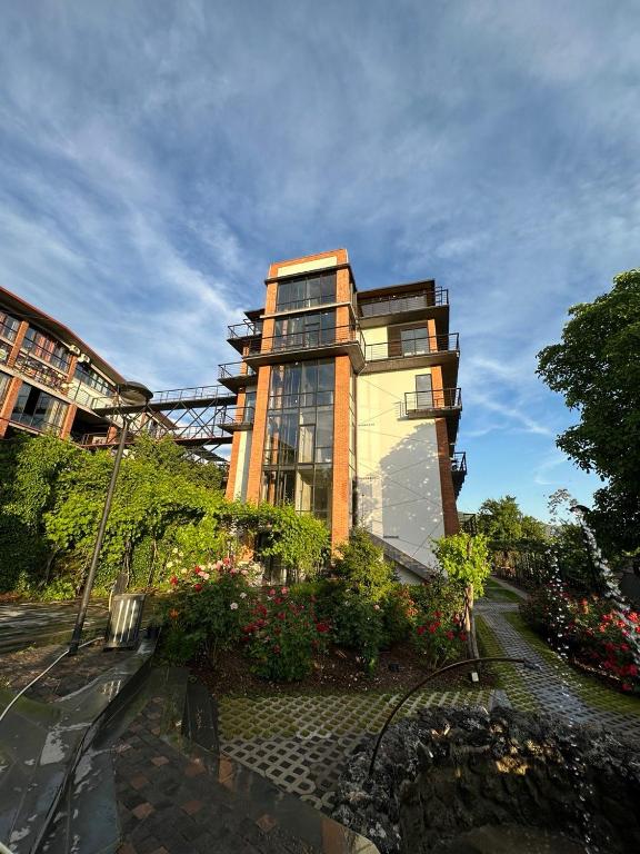 Budova, kde se hotel nachází