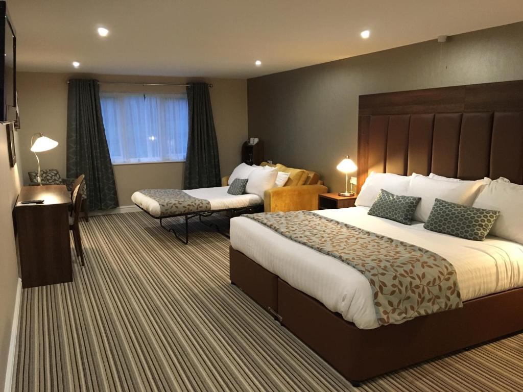 Twin Oaks Hotel - Camera Deluxe Family (2 Adulti + 2 Bambini)