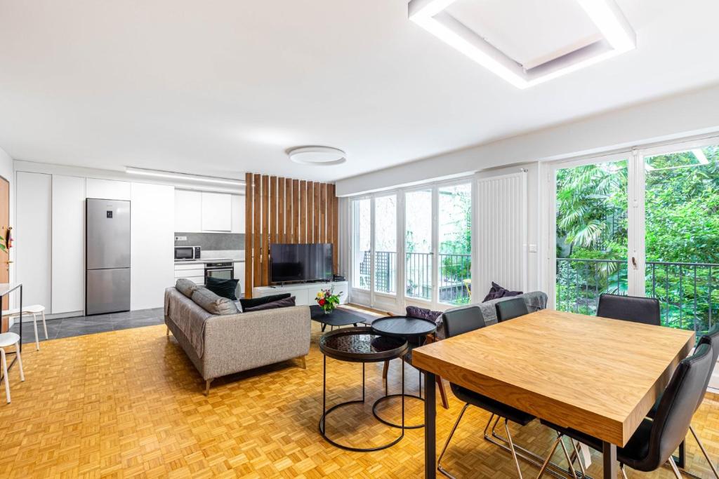 Photo de la galerie de l'établissement GuestReady - Luxe Living near Place du Trocadéro, à Paris