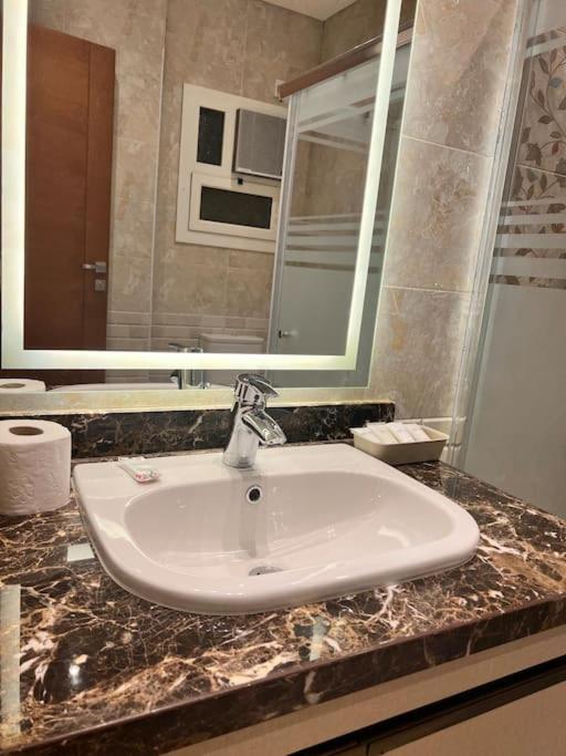 Fotografie z fotogalerie ubytování White Palace served Apartment 32 v Káhiře