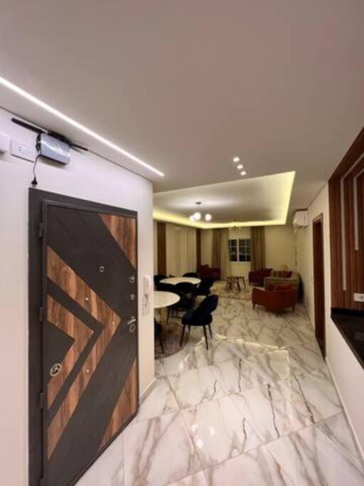 Fotografie z fotogalerie ubytování White Palace served Apartment 32 v Káhiře