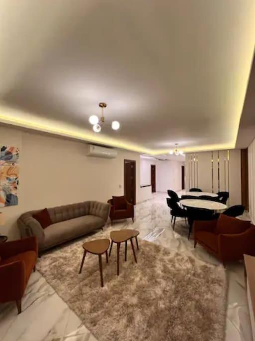Fotografie z fotogalerie ubytování White Palace served Apartment 32 v Káhiře