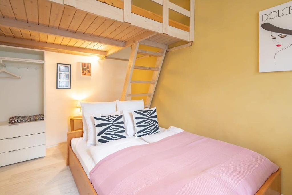Central - Comfy Studio with AC 1087 Budapest, Baross tér 4 kép - 1
