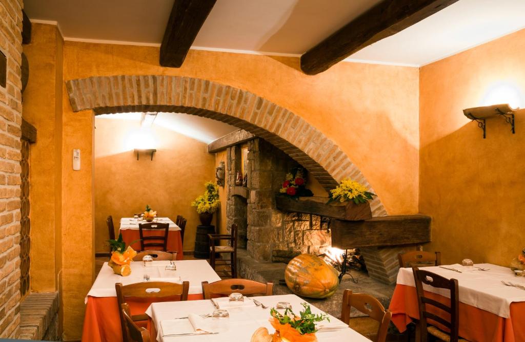 A seating area at La Locanda Del Ruspante