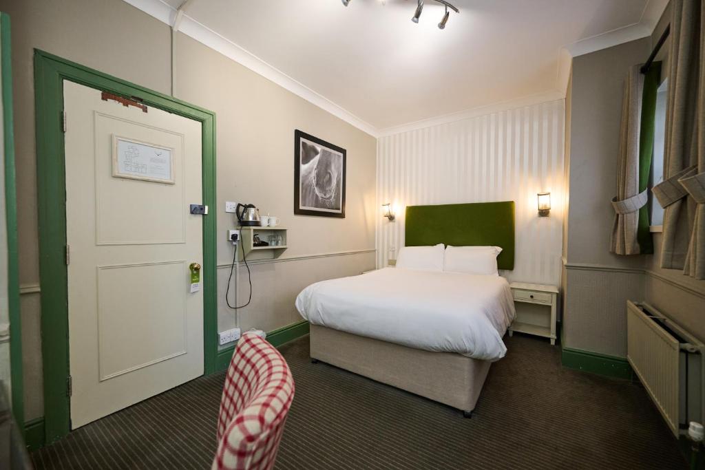 White Hart, Newmarket by Marston's Inns - 