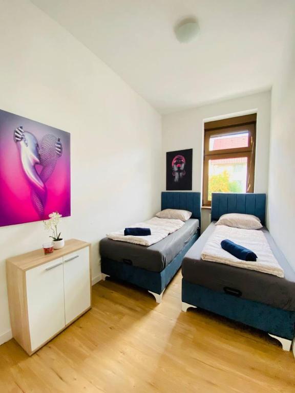 Galeriebild der Unterkunft 3BR Shared Apt, Ideal up to 6P, 15-Min to Stammersdorf in Wien