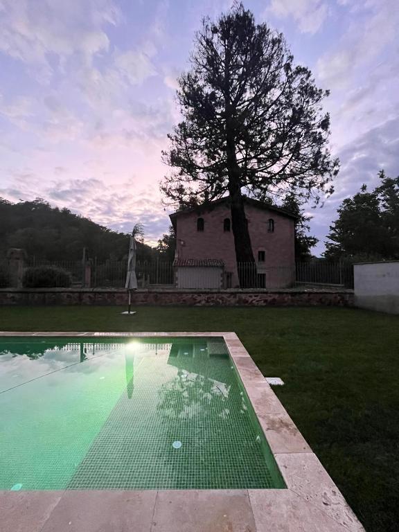 Bazén v ubytovaní Casa Fàbregas - Benestar Natural alebo v jeho blízkosti