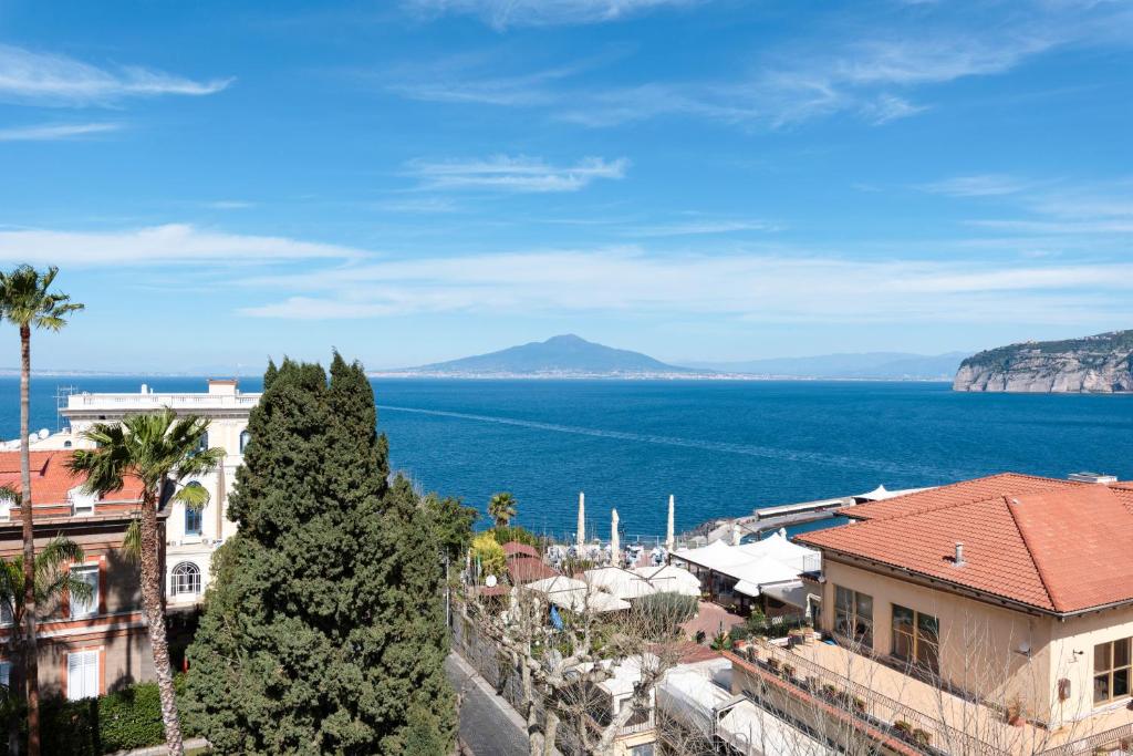 Al Centro Suites - 1