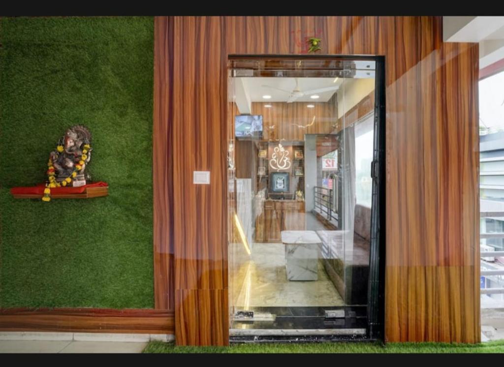 Fotografie z fotogalerie ubytování Hotel Shubham Inn Thaltej Ahmedabad v destinaci Ahmadábád