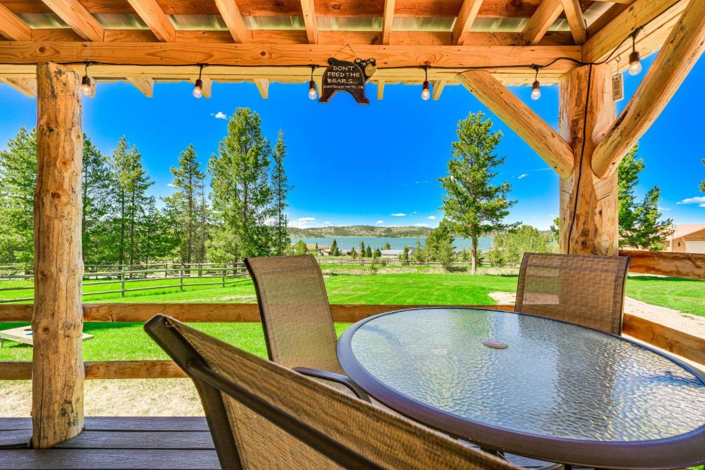 Anaconda Cabin Less Than 1 Mi to Lake!,