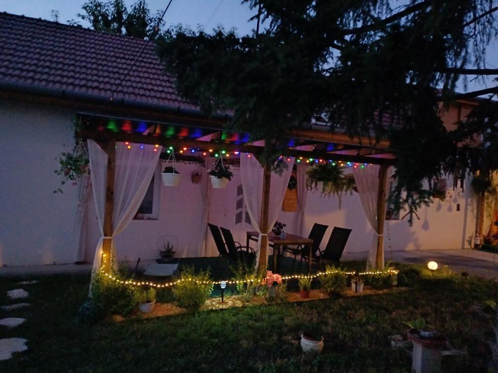 Százszorszép Vendégház 6640 Csongrád, 46 Fövenyi utca kép - 1