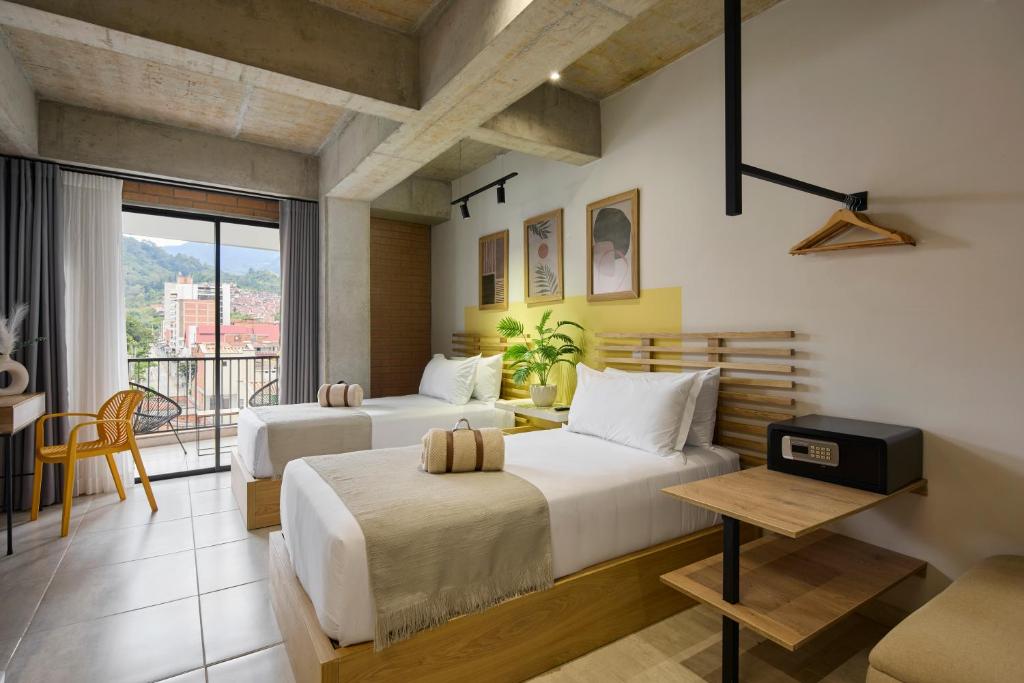 30 Living Suites - Twin Room With Balcony