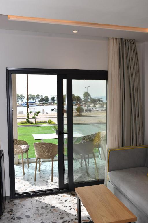 NERO SEASCAPE SUITES - 17