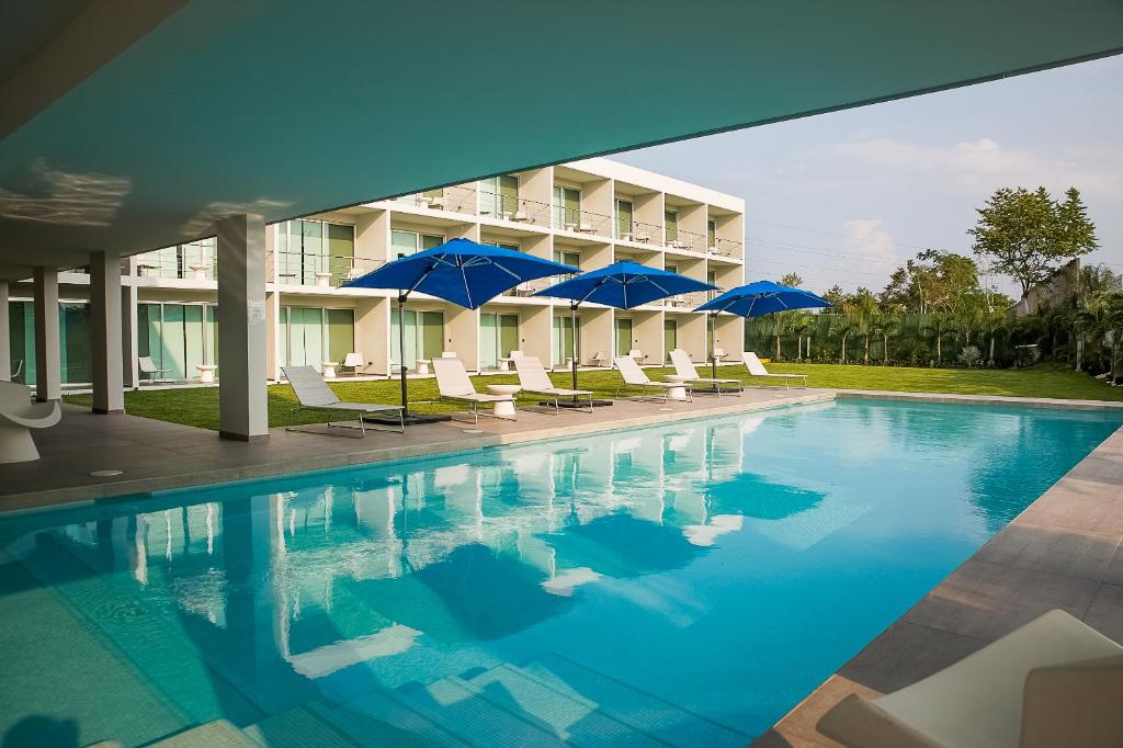Bazén v ubytování Hotel Aqua Spa & Resort nebo v jeho okolí