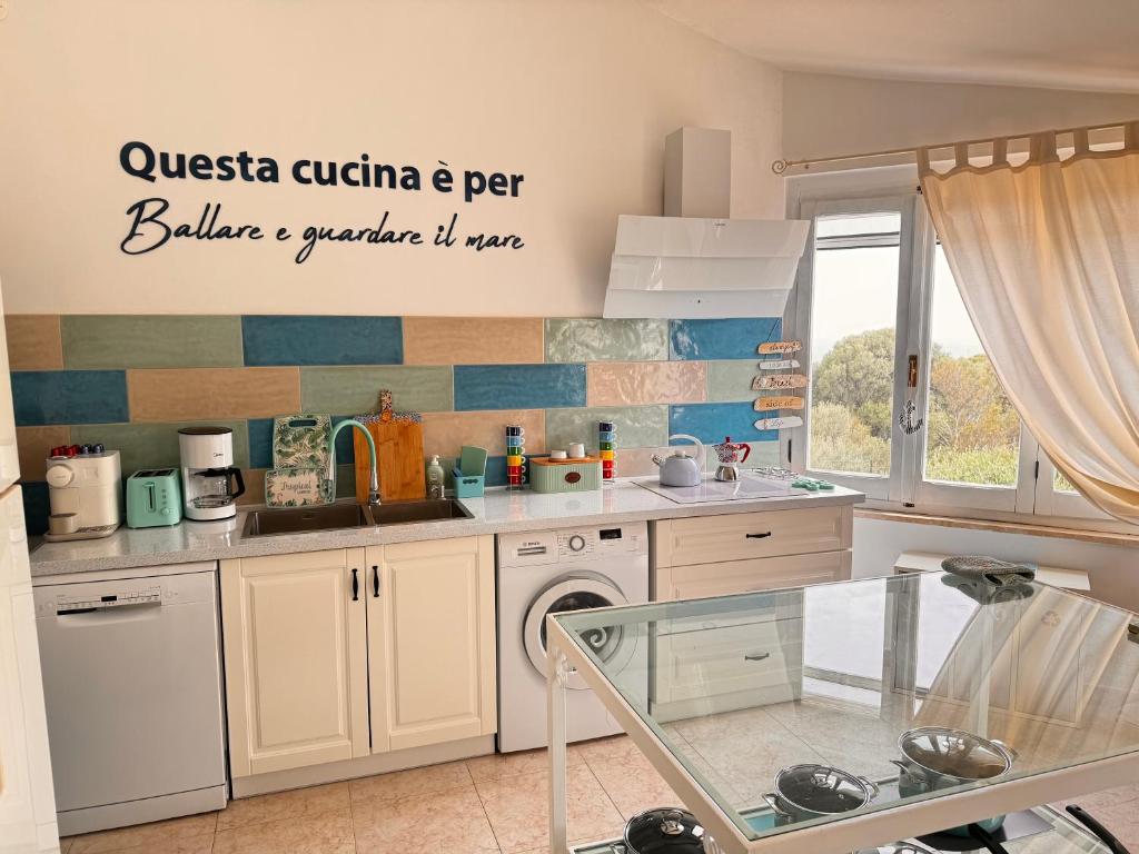 Kuchyň nebo kuchyňský kout v ubytování Villa Silmar