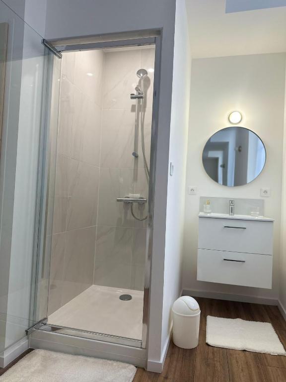 Bagno di Maison des ambans chambres d'hotes hypercentre 200m de la gare et petit dejeuner inclus