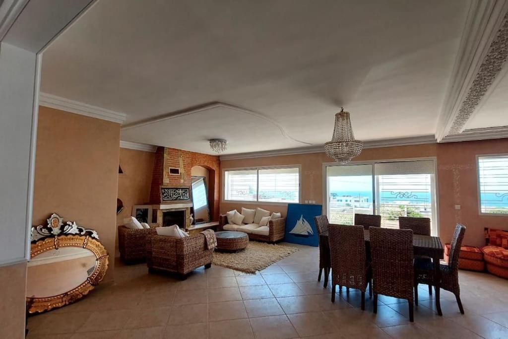 Posezení v ubytování Villa de luxe vue sur mer