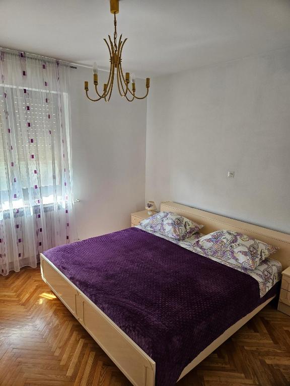 Postel nebo postele na pokoji v ubytování Apartments by the sea Kali, Ugljan - 17665