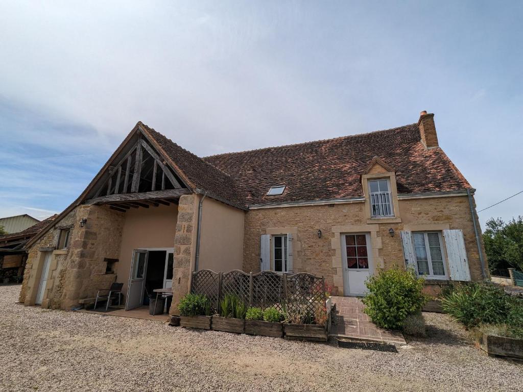 Charmant gîte en Berry avec terrasses, jardin et parking privé, proche de Nohant et La Châtre - FR-1-591-35 - Maison De Vacances