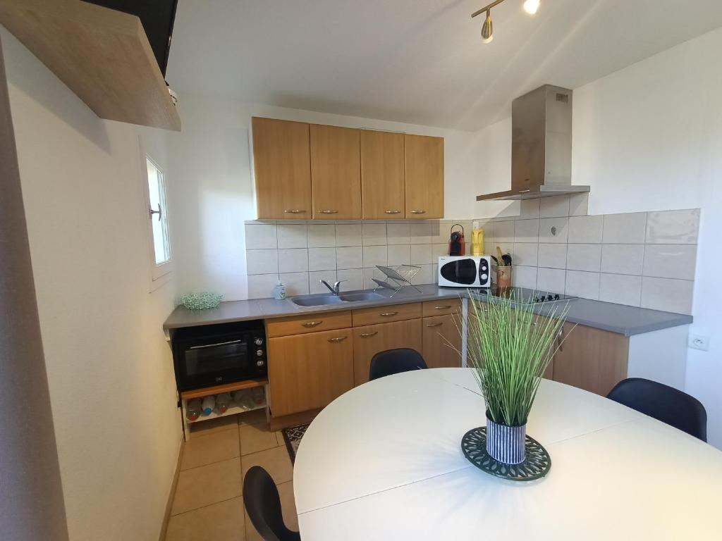 T2 Mezzanine Climatisé avec Terrasse - 5 Pers. Près Plage et Parc des Dosses - Parking Inclus