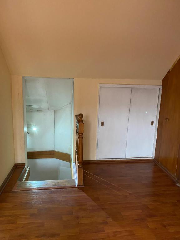 Foto sihtkohas Santiago asuva majutusasutuse Cómoda habitación en casa de Ñuñoa galeriist