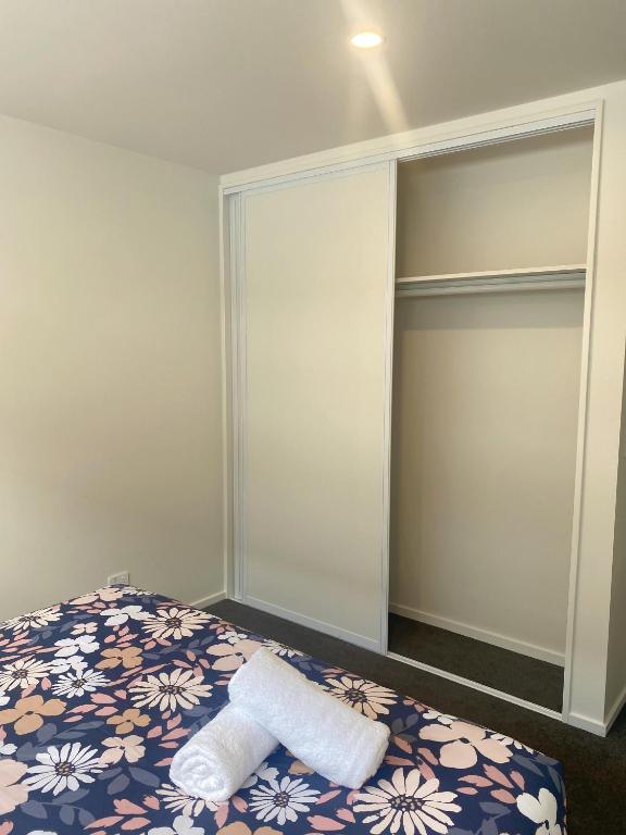 Modern luxury four bedroom house - Resim 20