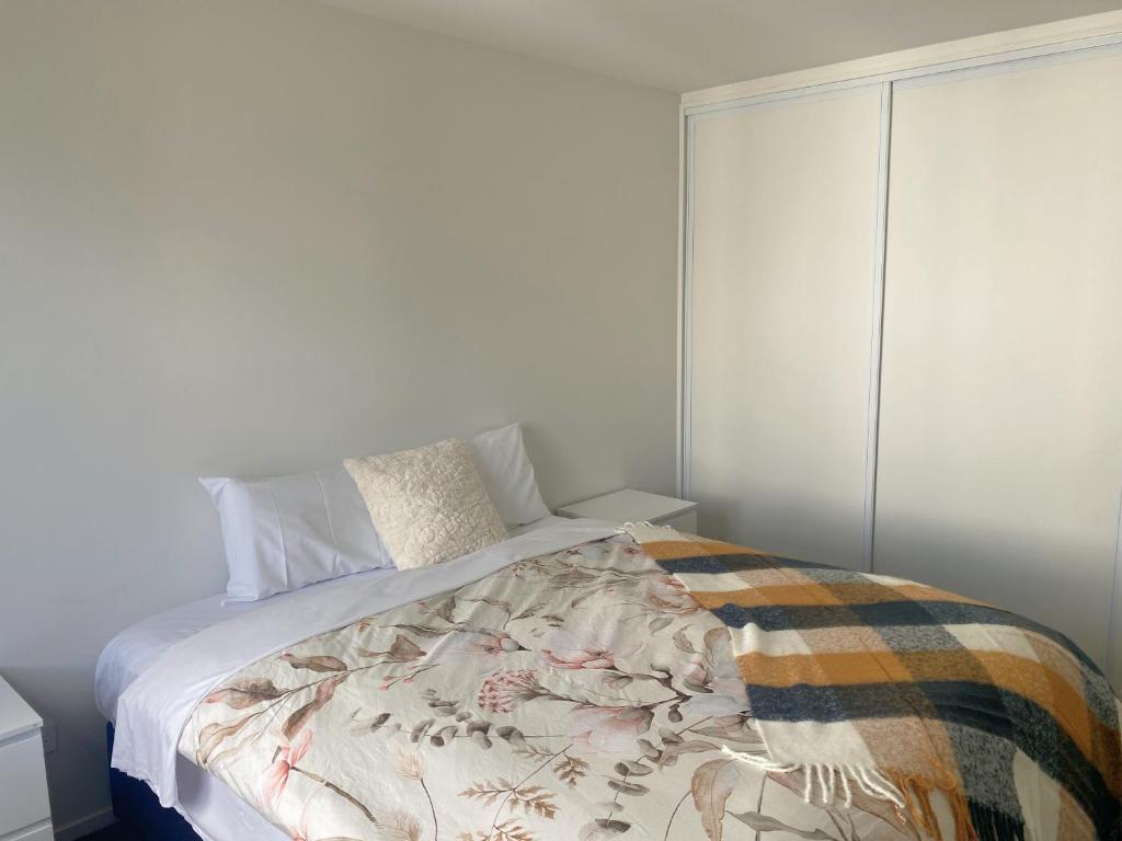 Modern luxury four bedroom house - Resim 23