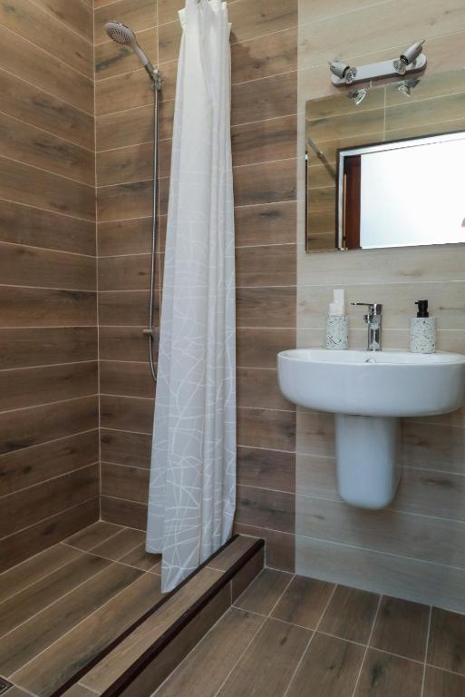 Koupelna v ubytování Syune Mini Hotel