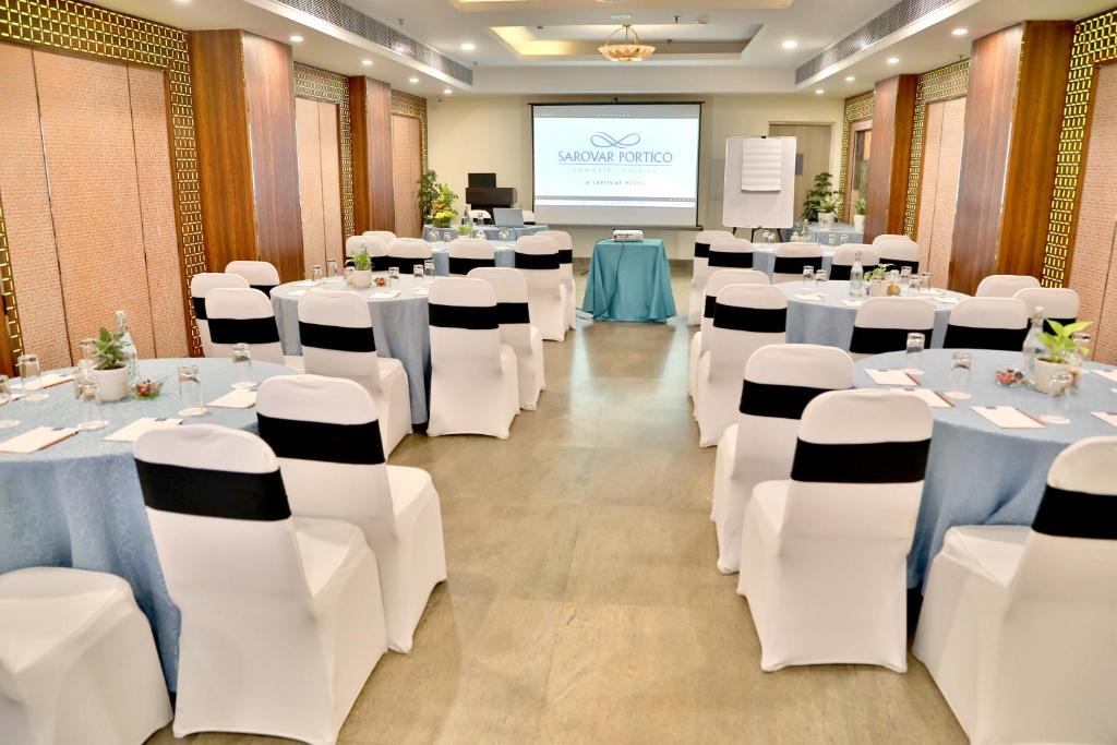 Konferenční prostory v ubytování Sarovar Portico Naraina, Hotel