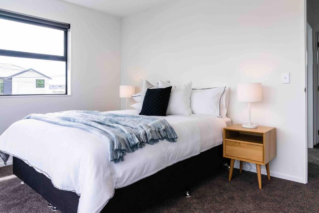 New State Of The Art Sunny Warm free Park - Resim 2