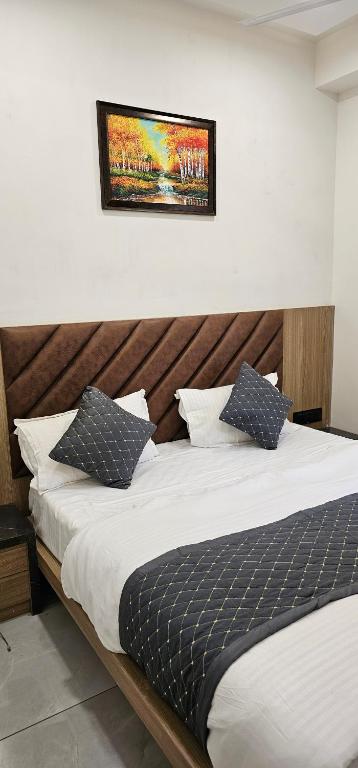 Postel nebo postele na pokoji v ubytování Hotel allen