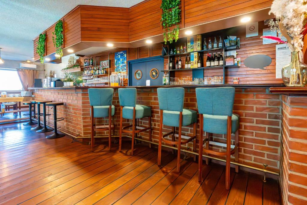 Lounge nebo bar v ubytování Hotel Restaurant Argos, Strasbourg Nord
