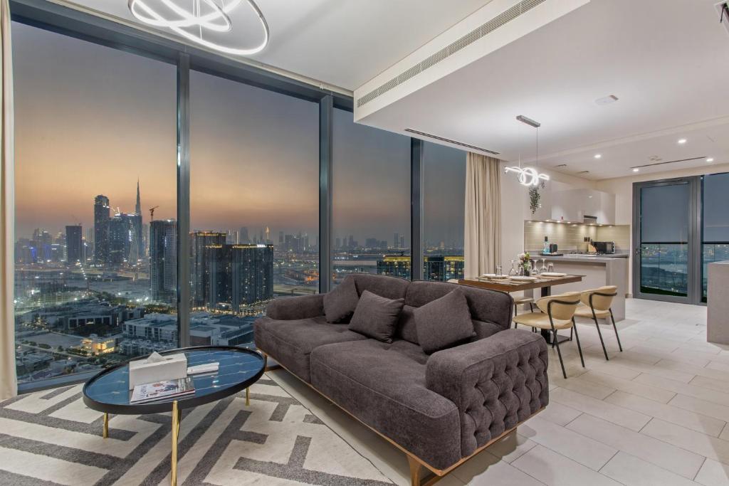 Fotografie z fotogalerie ubytování STAY BY LATINEM Luxury 2BR Holiday Home W3303 near Burj Khalifa v Dubaji