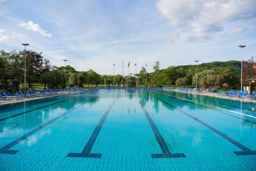 Bazén v ubytování Hotel Petrarca Terme nebo v jeho okolí