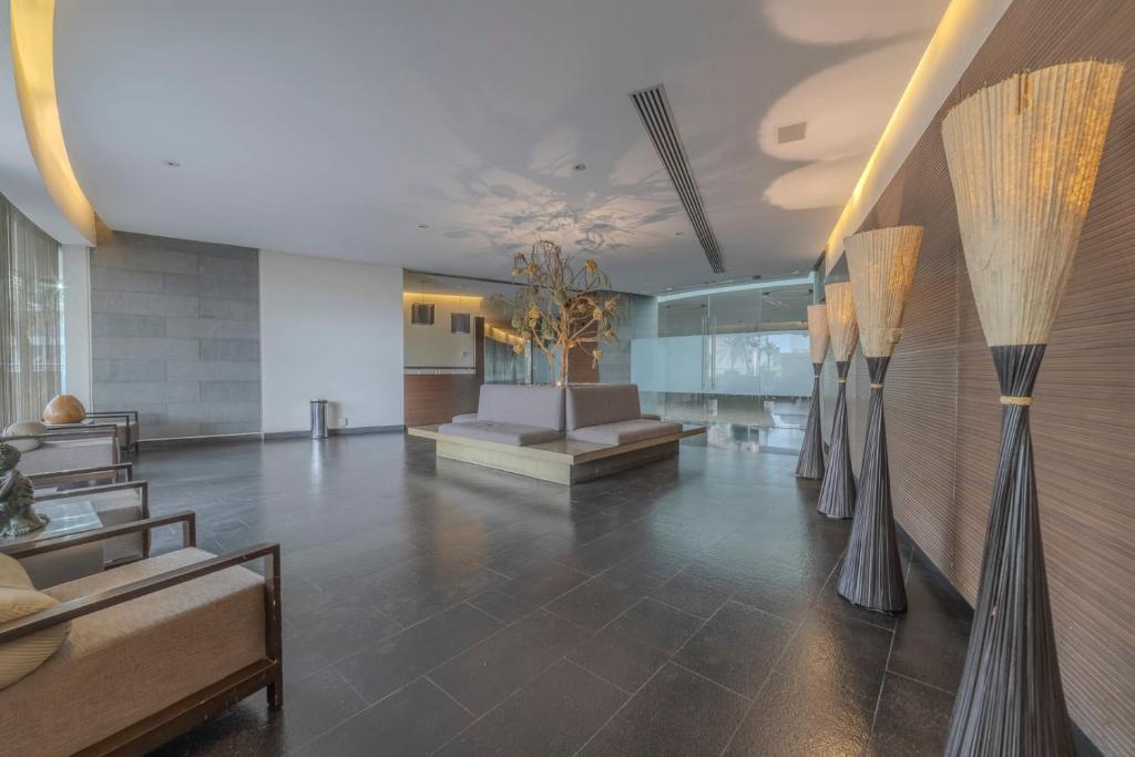 Zona de estar de Apt with Reforma View Pool and Jacuzzi
