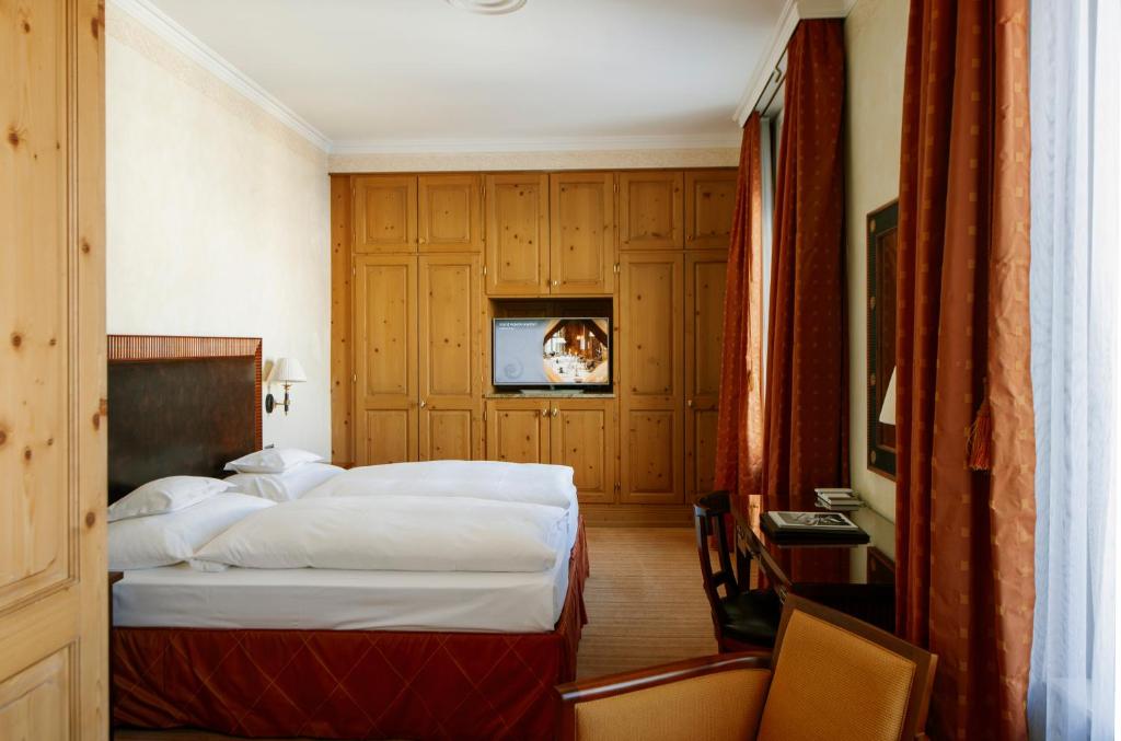 Grand Hotel Kronenhof photo 5