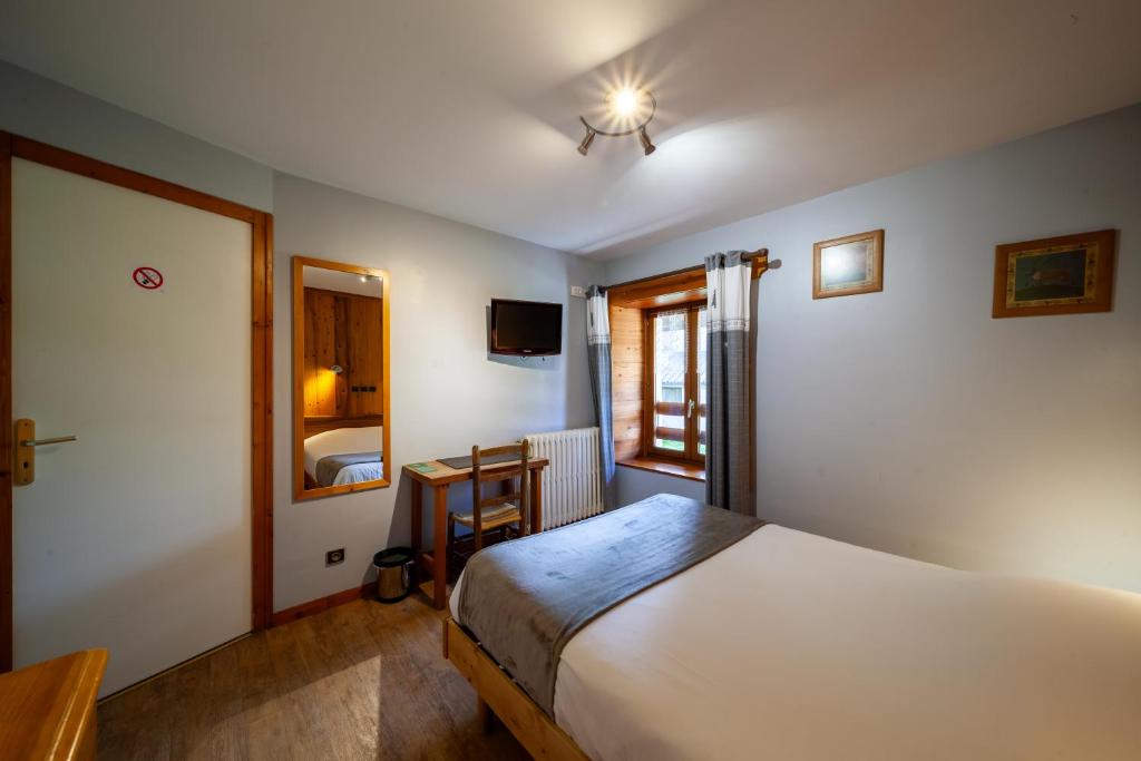 Auberge des Montauds - Hôtel & Restaurant - Habitación Doble