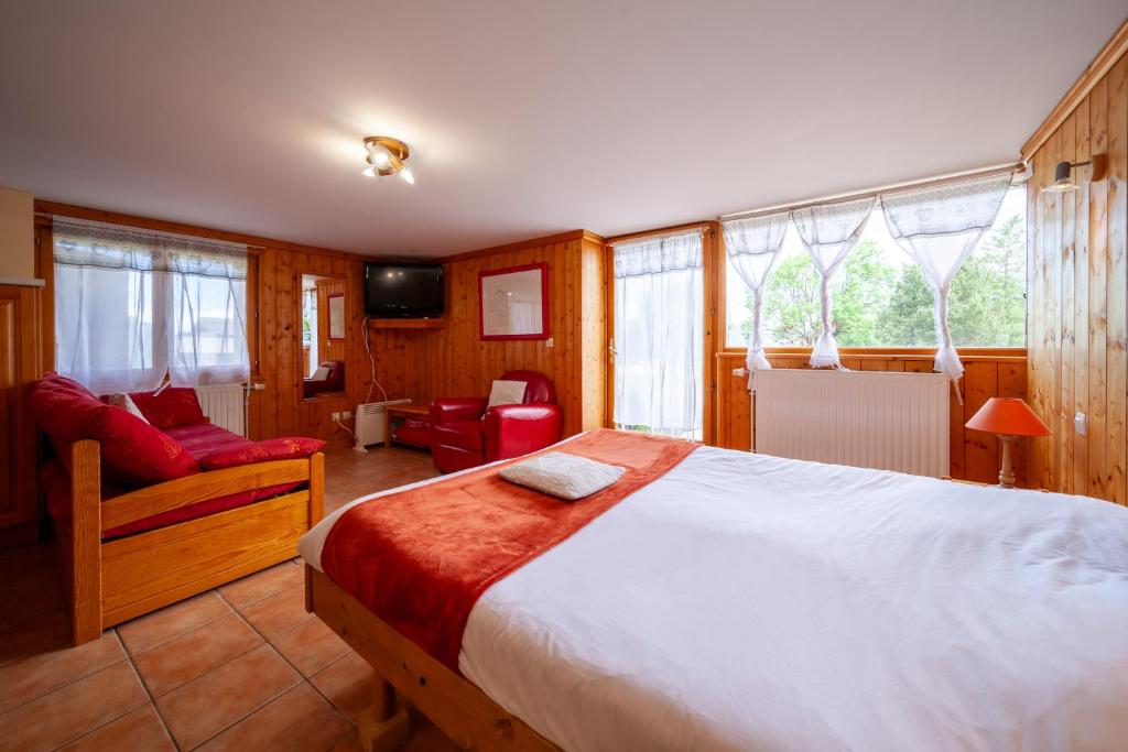 Auberge des Montauds - Hôtel & Restaurant - Estudio - Acceso Para Personas Con Discapacidad