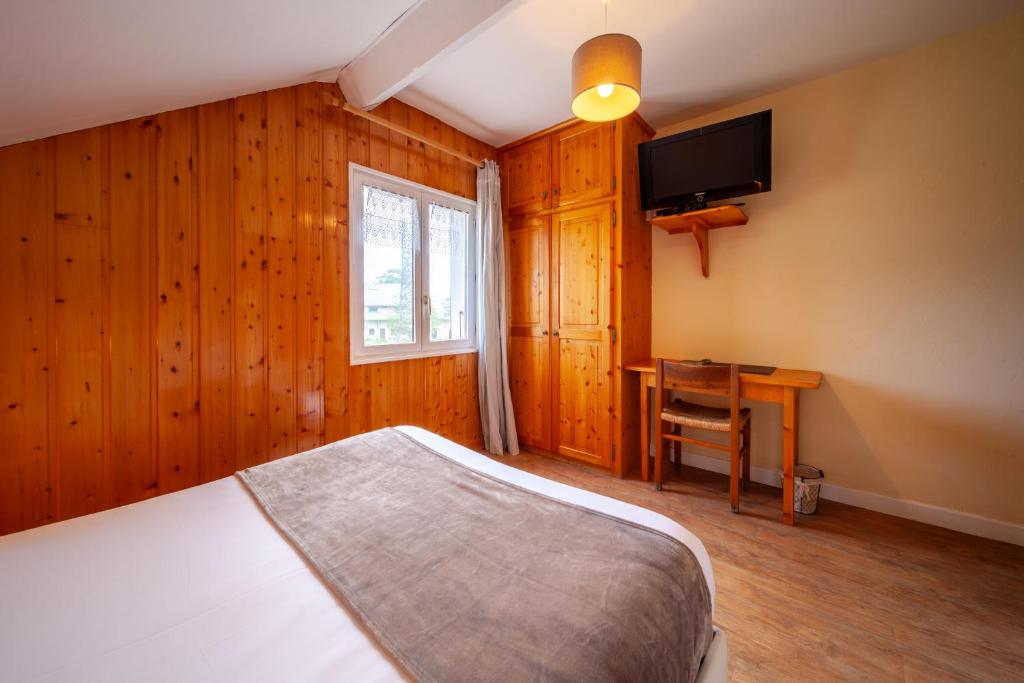 Auberge des Montauds - Hôtel & Restaurant - Habitación Doble - Ático