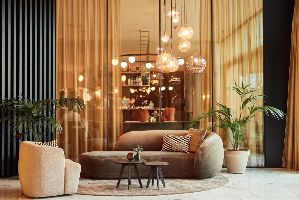 Posezení v ubytování Van der Valk Hotel Gent