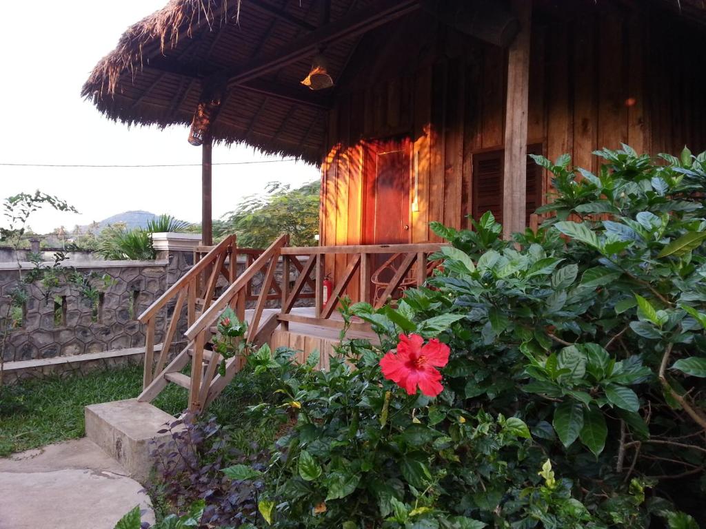 Bird of Paradise Bungalows