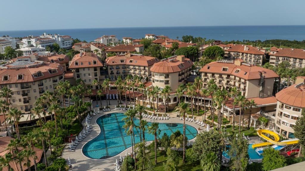 Bazén v ubytování Numa Club Side Hotel - Ultra All Inclusive nebo v jeho okolí